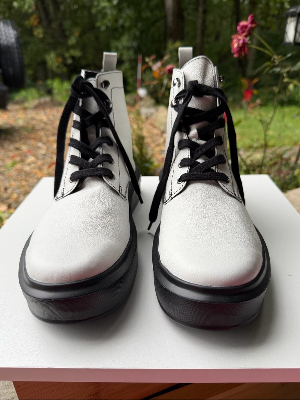 Bottero White Leather Platform Boots 10